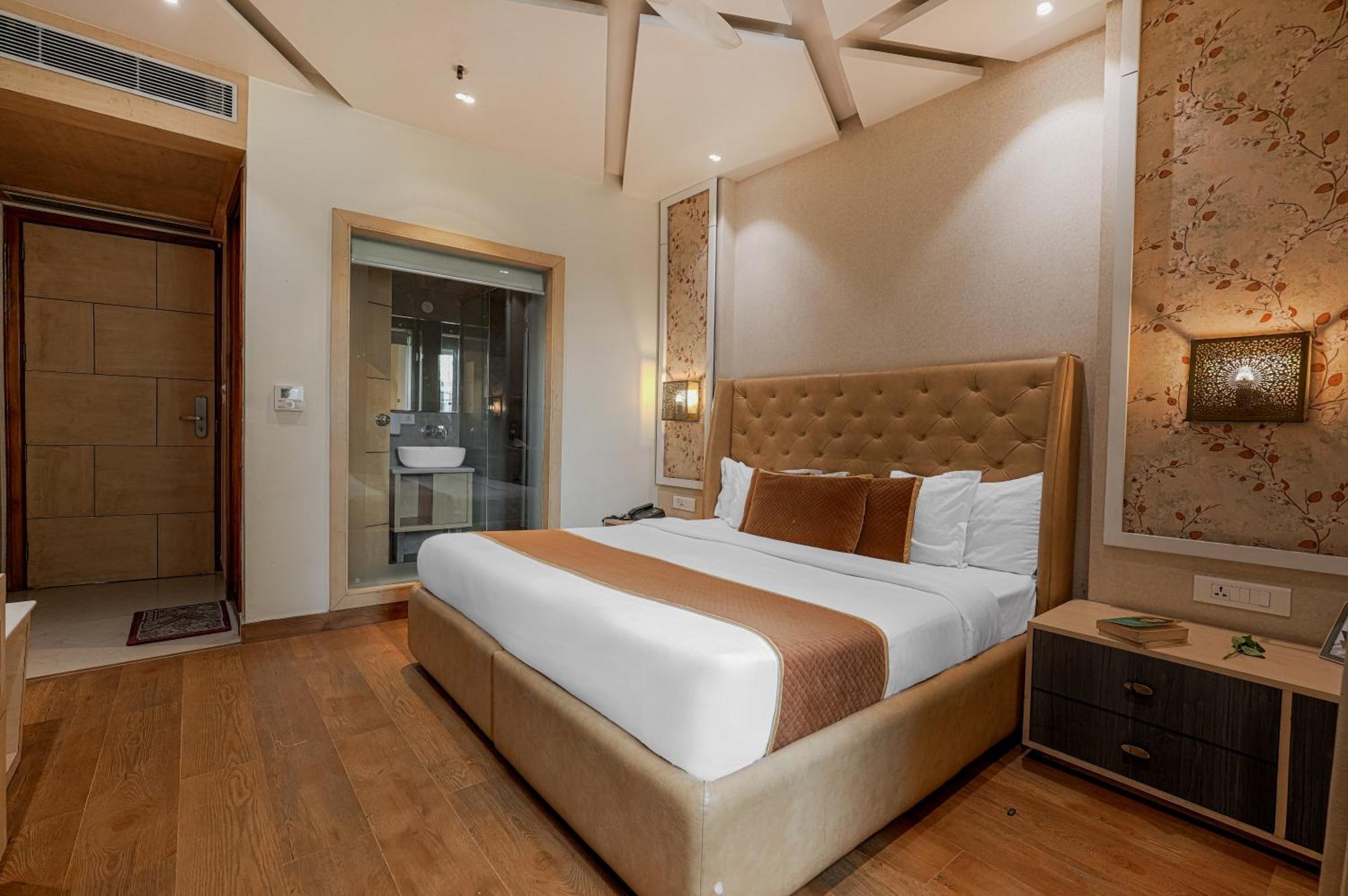 Csjs Inn Hotel Amritsar Exterior photo