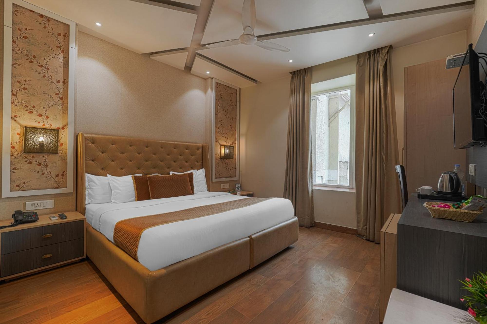 Csjs Inn Hotel Amritsar Exterior photo